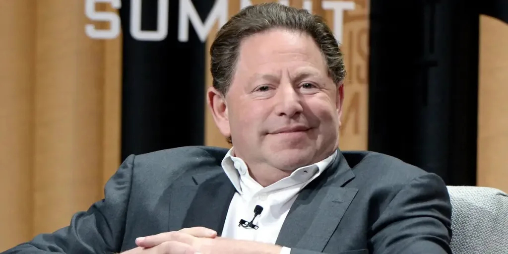 Президент Activision Blizzard дал свой номер телефона 10 000 сотрудников