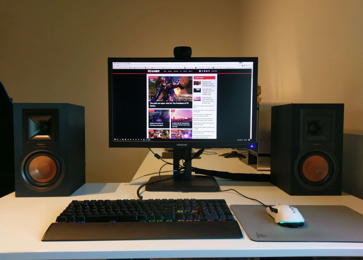 Klipsch R-15PM Powered Monitors