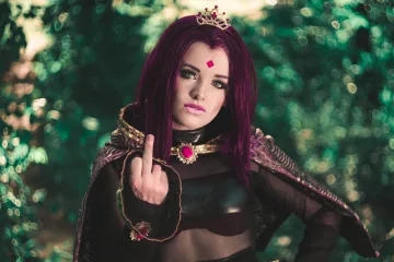Королева Титана из Teen Titans