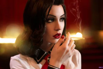 Косплей Bioshock, похоронен в море