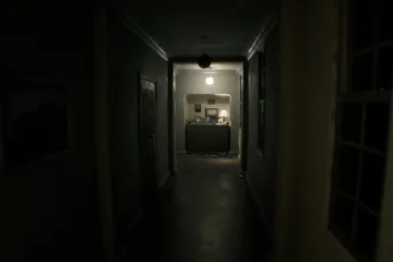 Появился еще один ремейк P.T., который я не прошел, потому что слишком страшно