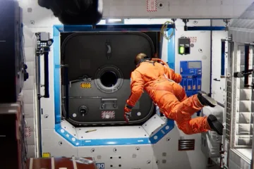 Состоялась премьера Observation