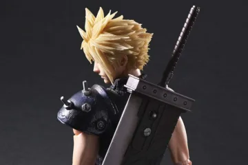 Косплеер персонажа из FFVII нашел способ повесить Бастер Меч на спину