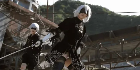 Видео с косплеем Nier: Automata имеет несколько концовок