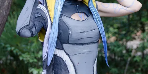 Один безумно крутой косплей Maya из Borderlands 3