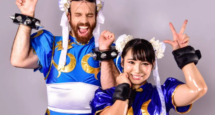 Косплей Chun-Li нуждался в таких бедрах
