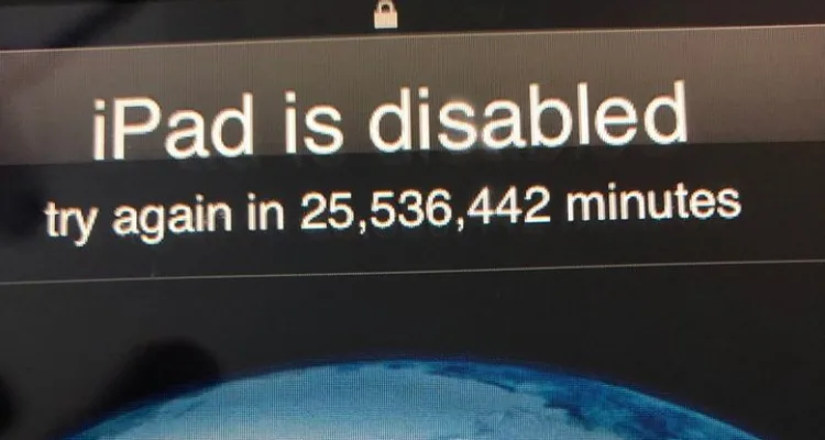 Ребенок заблокировал iPad своего отца на 48 лет