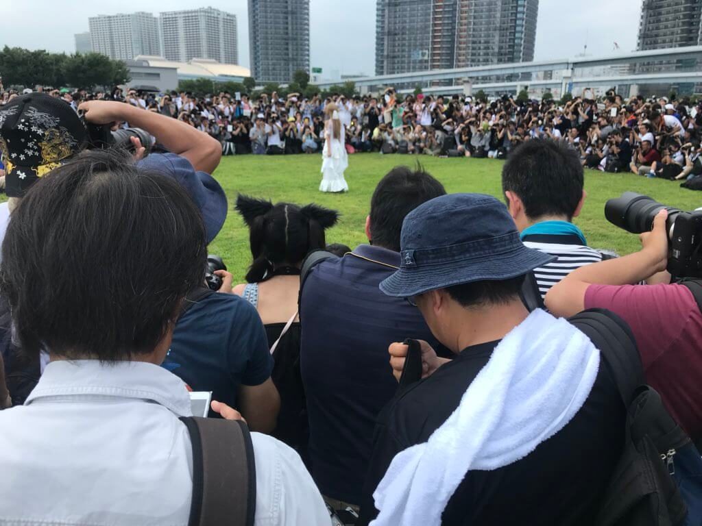 Самый знаменитый косплеер в Японии собрал огромную толпу