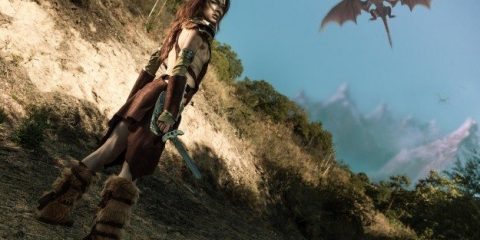 Время охотиться на драконов: изумительный косплей Эйлы Охотницы!