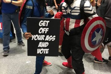 Капитан Америка: Поднимай задницу и иди голосовать!
