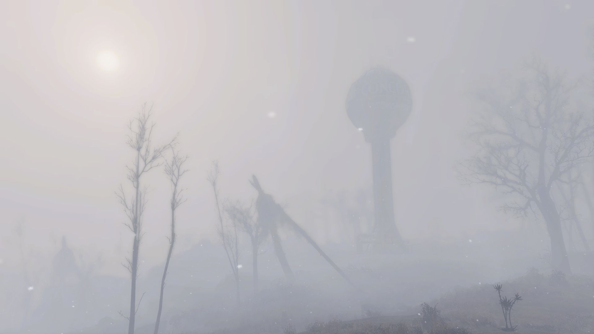 В воздухе стояла мгла из белесоватого небо. Сайлент Хилл туман. Сайлент Хилл туманный.