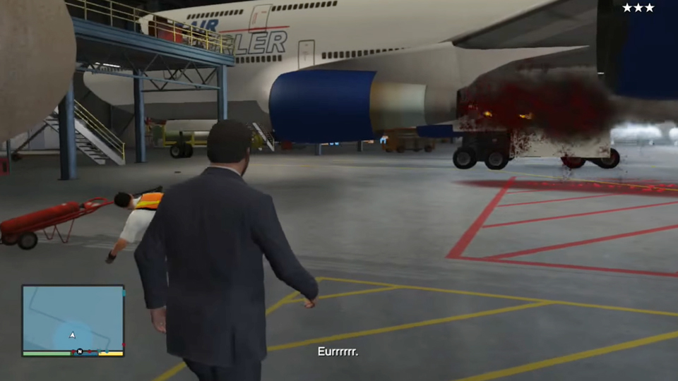 Молли Щульц засасывает в турбину самолёта – Grand Theft Auto V